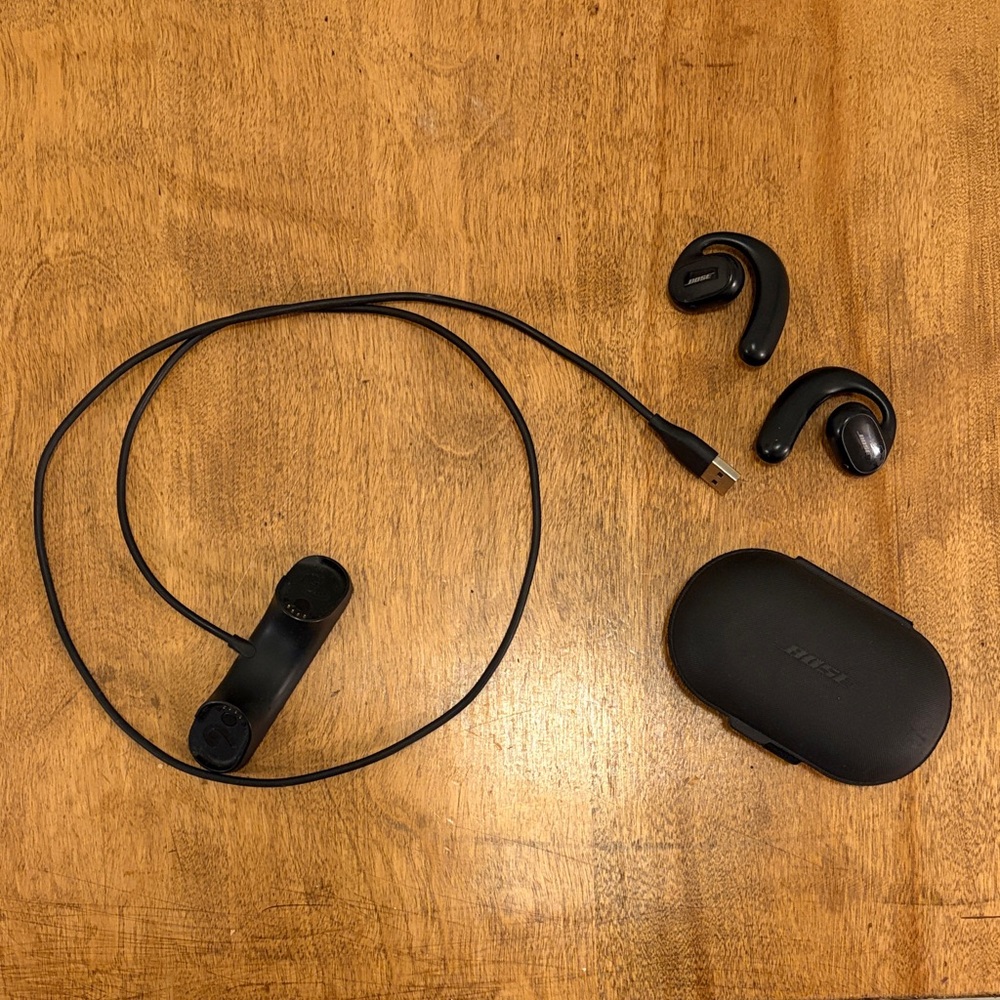 Bose Black open sport Wireless Earbuds with Case and charging cable